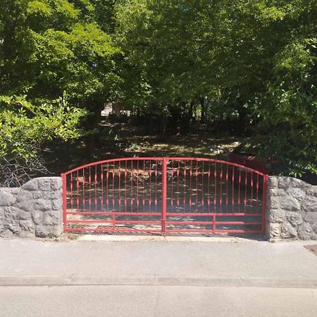 Apartman Kora Njivice Bagian luar foto