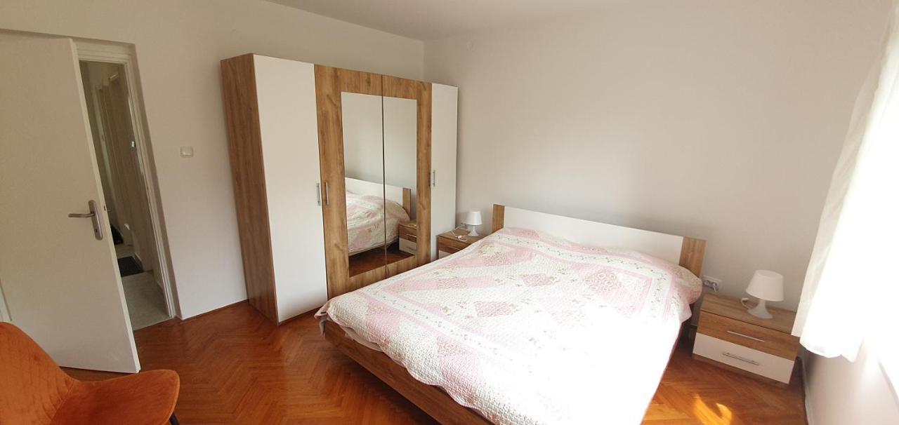 Apartman Kora Njivice Bagian luar foto