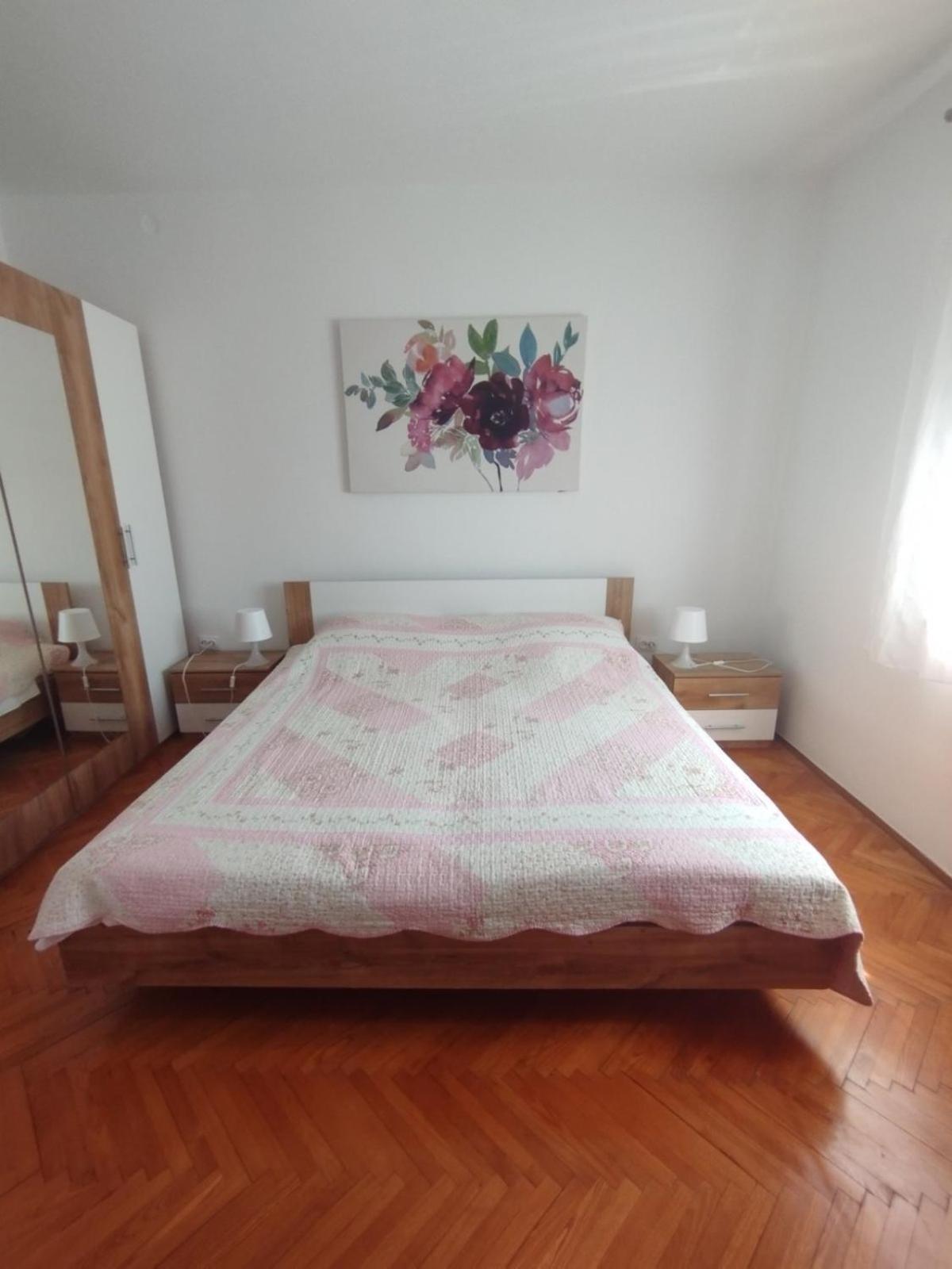 Apartman Kora Njivice Bagian luar foto